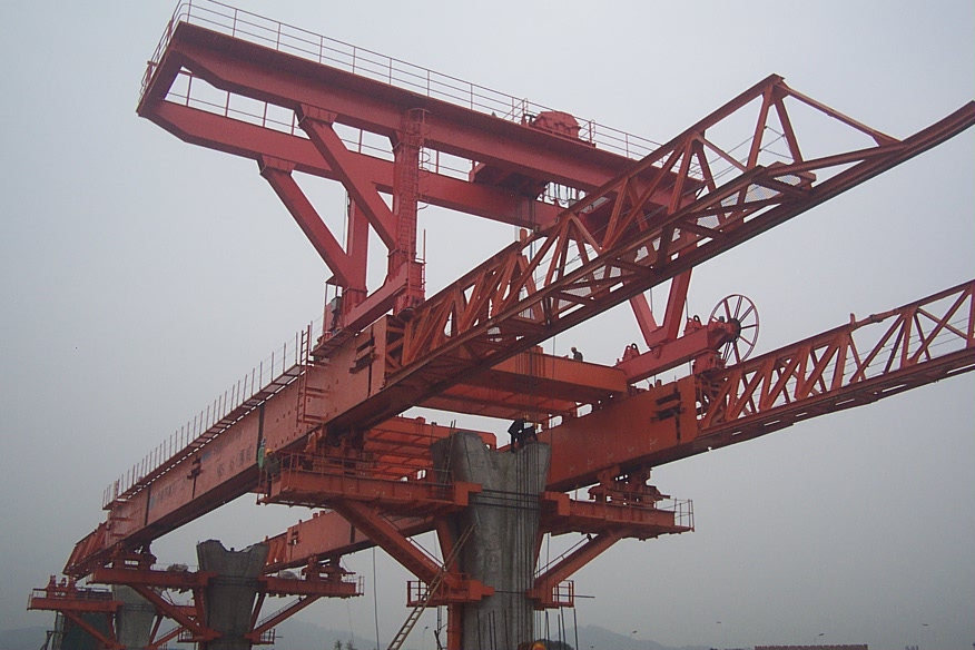 Main Components of HZP40 Bridge Girder Segment Lifter 