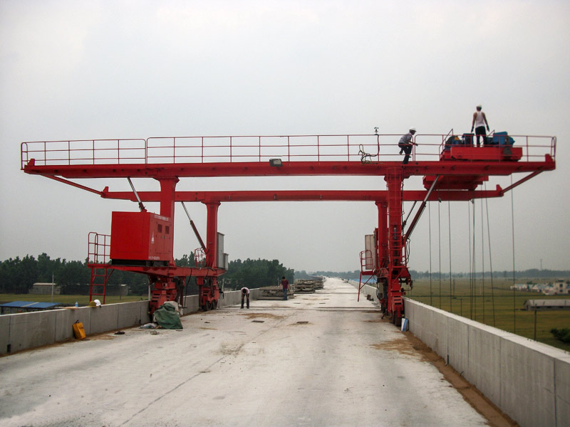 Tyre Gantry Crane